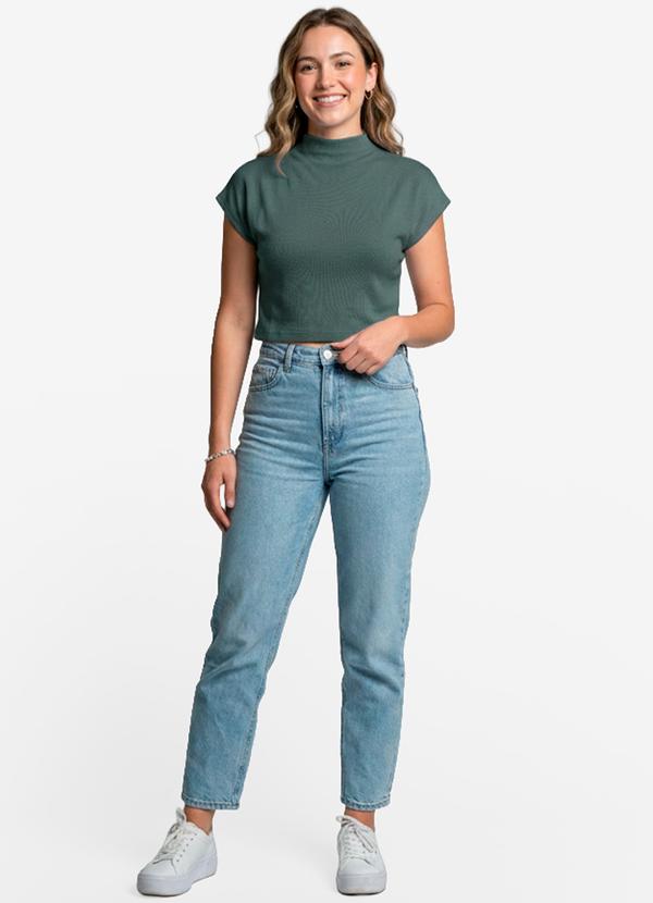 Infinita Cor - Blusa Feminina com Gola Chaminé Verde 3