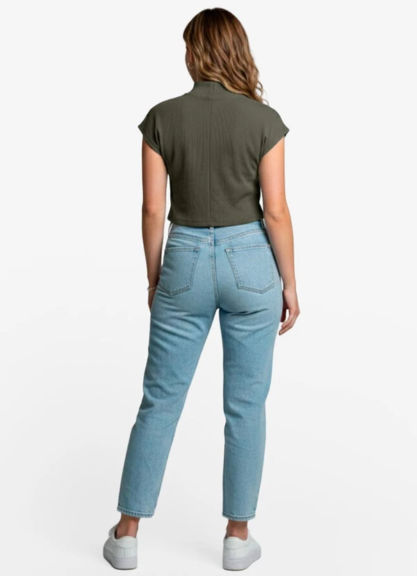 Infinita Cor - Blusa Feminina com Gola Chaminé Verde 4