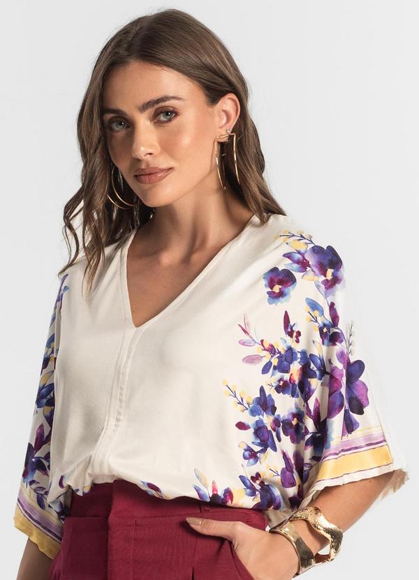 Endless - Blusa Feminina com Manga Ampla Bege 4