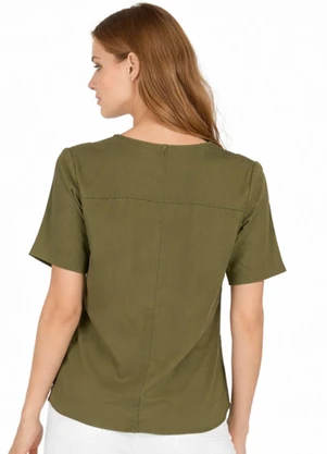 Infinita Cor - Blusa Feminina com Recortes Frontais Verde - INFINITA COR