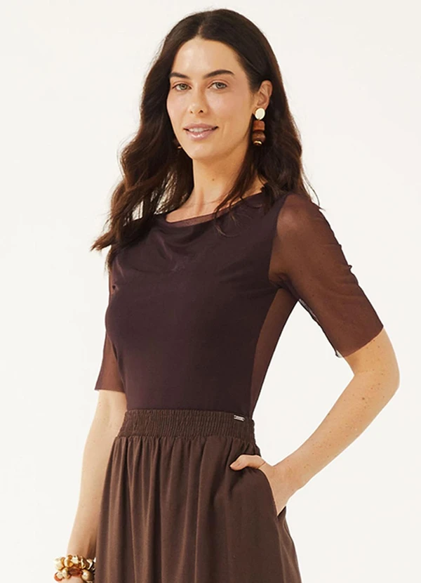 Marialícia - Blusa Feminina com Tule Marrom