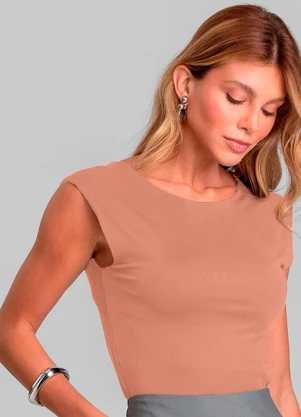 Dianna - Blusa Feminina Decote Canoa Marrom - DIANNA