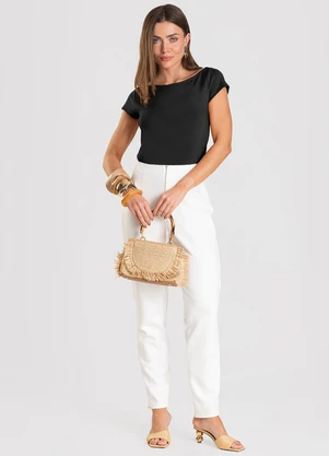 Dianna - Blusa Feminina Decote Canoa Preto - DIANNA