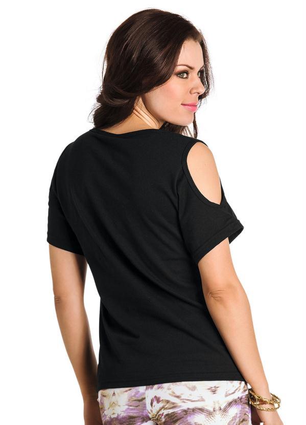 Moda Pop - Blusa Feminina Detalhe com Recorte Preta 4