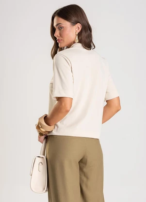 Dianna - Blusa Feminina em Malha Acetinada Bege - DIANNA