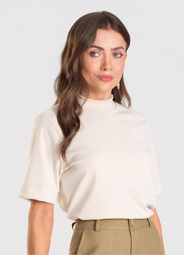 Dianna - Blusa Feminina em Malha Acetinada Bege 3