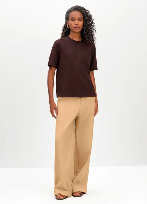 Essendi - Blusa Feminina em Malha Comfort Marrom 2