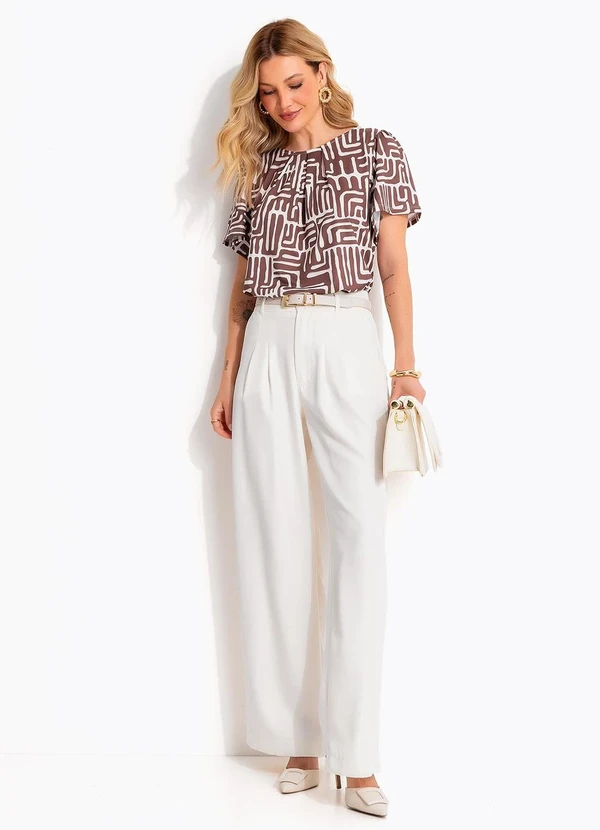 Quintess - Blusa Feminina em Malha Fria Estampa Étnica Marrom com Pregas 4