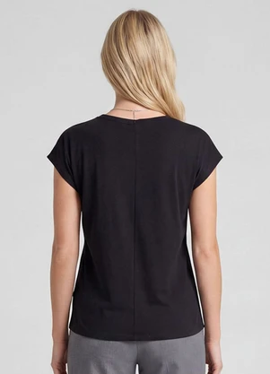 Infinita Cor - Blusa Feminina em Malha Preto - INFINITA COR