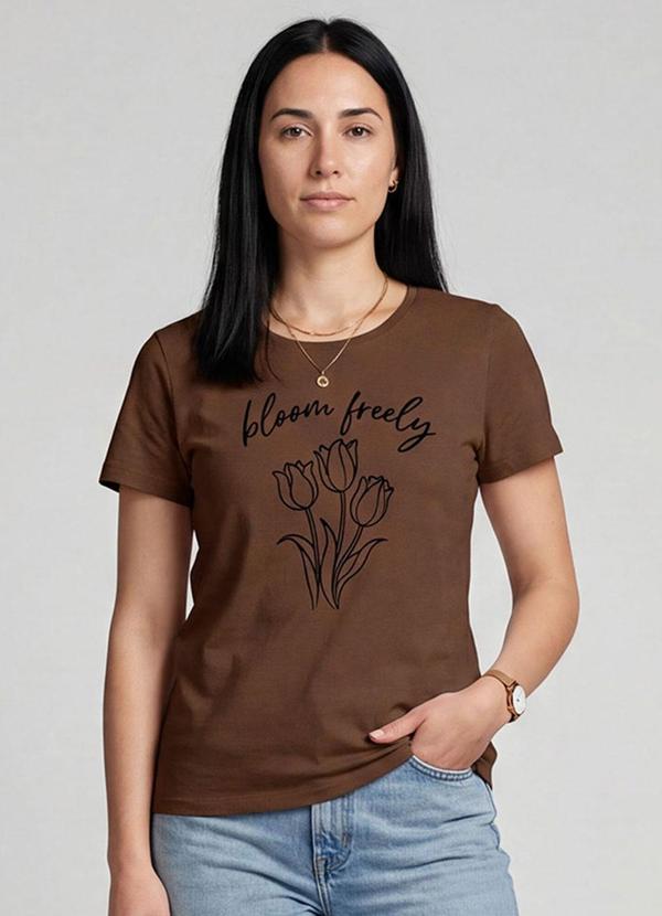 Infinita Cor - Blusa Feminina em Malha Visco Marrom