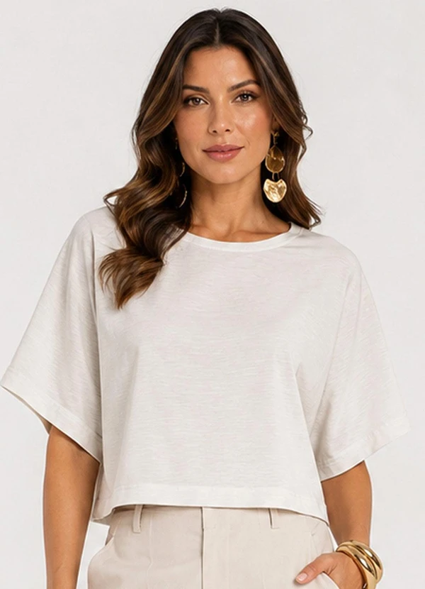 Infinita Cor - Blusa Feminina em Malhão Flamé Bege