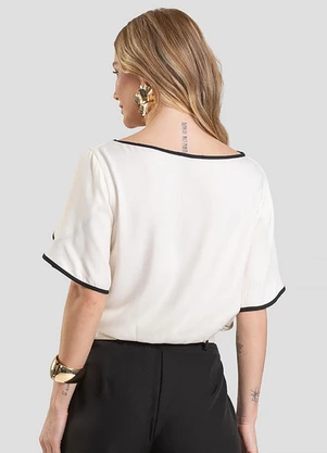 Dianna - Blusa Feminina em Tecido Bege - DIANNA
