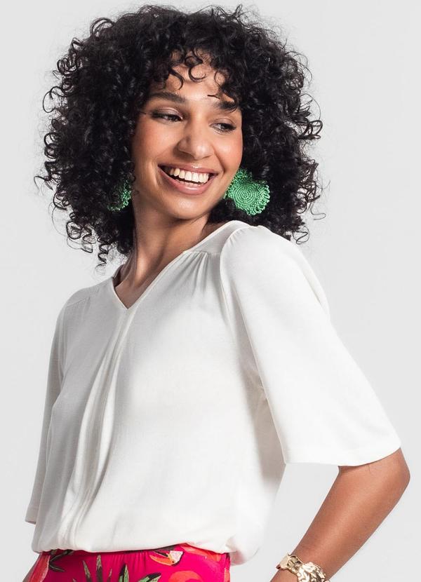 Rovitex - Blusa Feminina em Visco Tricot Bege