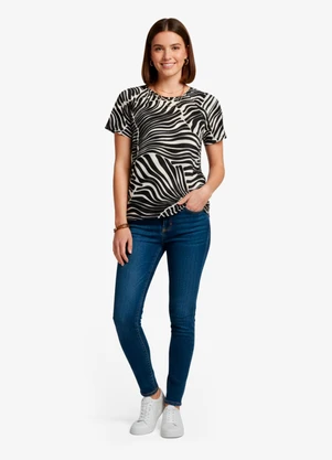 Infinita Cor - Blusa Feminina em Viscotorcion Preto - INFINITA COR