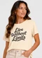 Infinita Cor - Blusa Feminina Estampada em Meia Malha Bege - variação: Bege