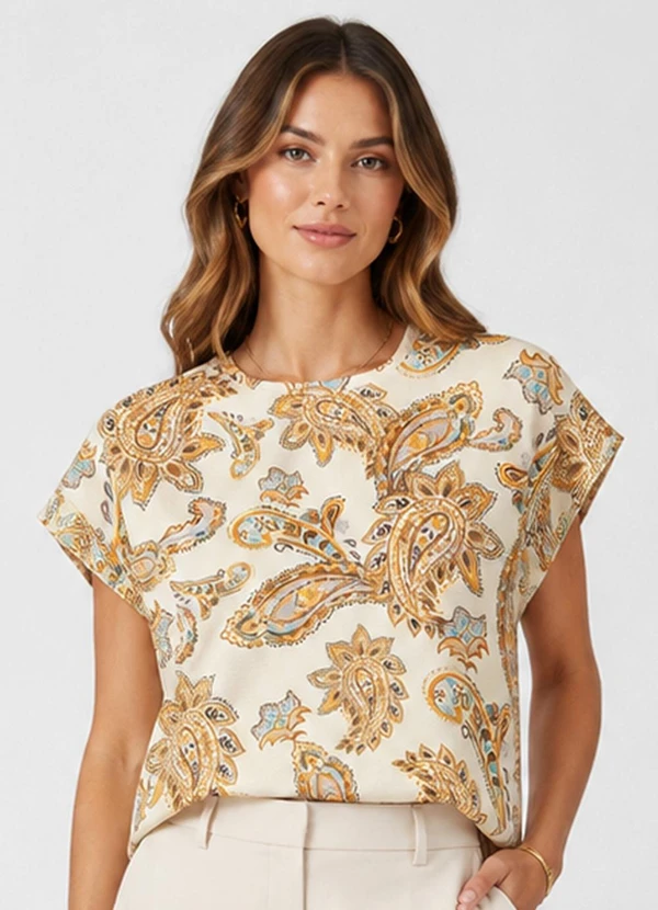 Infinita Cor - Blusa Feminina Estampada em Meia Malha Bege
