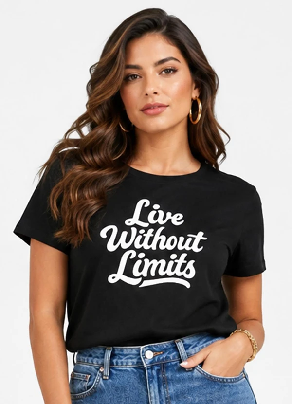 Infinita Cor - Blusa Feminina Estampada em Meia Malha Preto