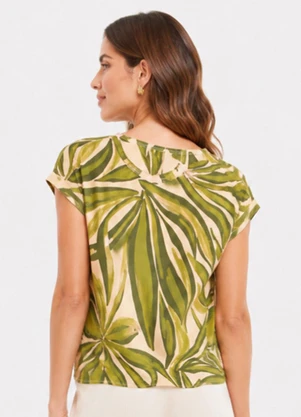 Infinita Cor - Blusa Feminina Estampada em Meia Malha Verde - INFINITA COR