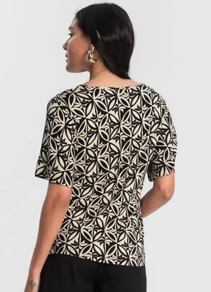 Rovitex - Blusa Feminina Estampada Godê Preto - ROVITEX