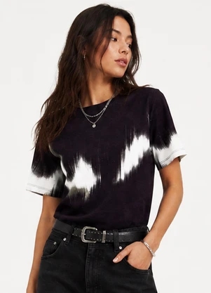 Infinita Cor - Blusa Feminina Estampada Viscotorcion Preto - INFINITA COR