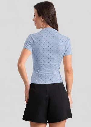 Dianna - Blusa Feminina Gola Chaminé com Estampa Poá Azul - DIANNA