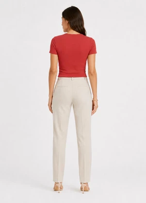 Infinita Cor - Blusa Feminina Justa em Malha Classic Marrom - INFINITA COR