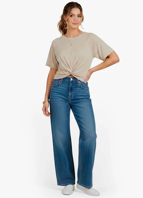 Infinita Cor - Blusa Feminina Lisa Bege 3