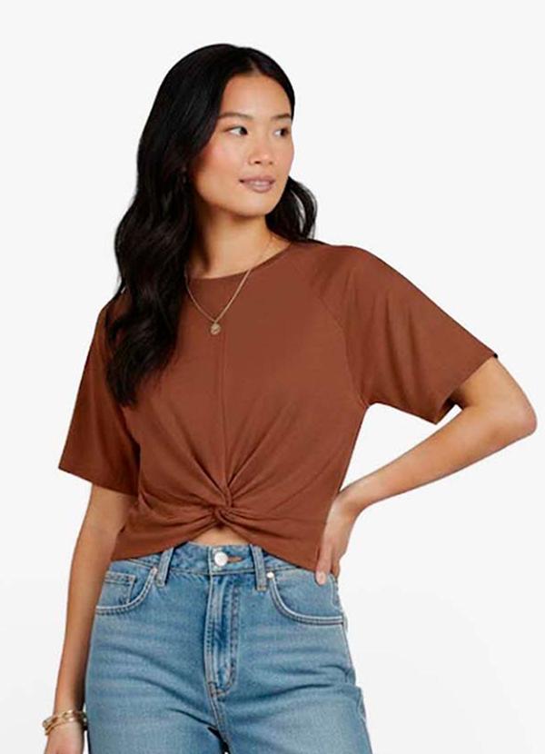 Infinita Cor - Blusa Feminina Lisa Marrom