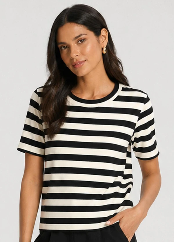 Infinita Cor - Blusa Feminina Listrada em Ribana Preto
