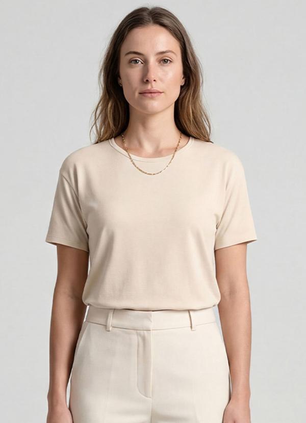 Infinita Cor - Blusa Feminina Manga Curta Bege
