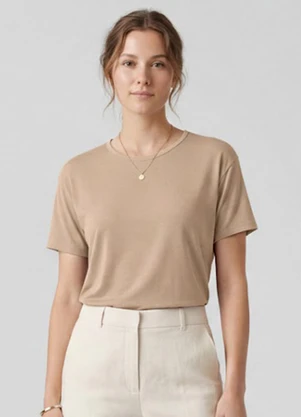 Infinita Cor - Blusa Feminina Manga Curta Bege - INFINITA COR