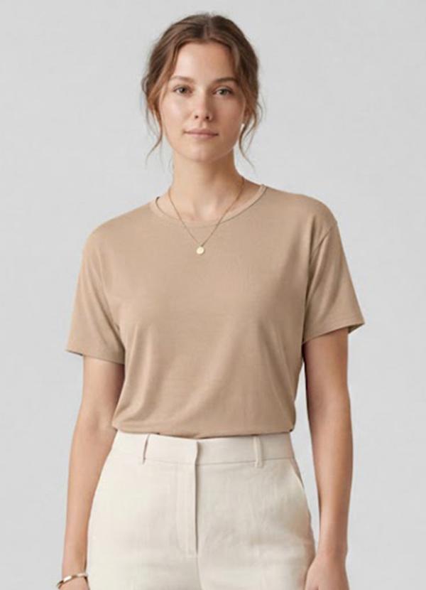 Infinita Cor - Blusa Feminina Manga Curta Bege