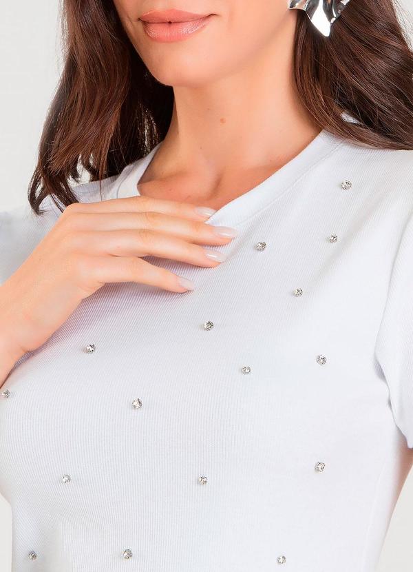 Dianna - Blusa Feminina Manga Curta com Rebites Branco 6