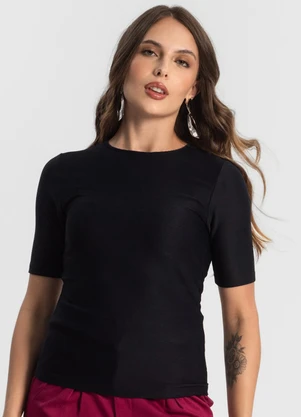 Endless - Blusa Feminina Manga Curta em Poly Preto - ENDLESS