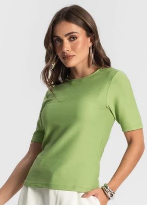 Endless - Blusa Feminina Manga Curta em Poly Verde - ENDLESS