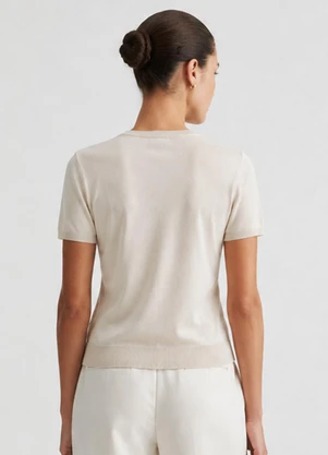 Dianna - Blusa Feminina Manga Curta Lisa em Tricot Bege - DIANNA