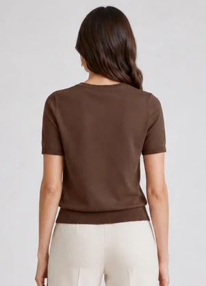 Dianna - Blusa Feminina Manga Curta Lisa em Tricot Marrom - DIANNA