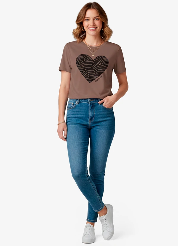 Infinita Cor - Blusa Feminina Manga Curta Marrom 3