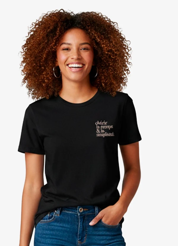 Infinita Cor - Blusa Feminina Manga Curta Preto