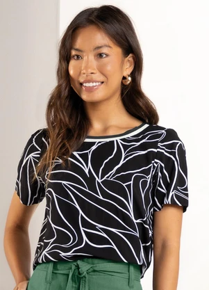 Marialícia - Blusa Feminina Minimalista Preto - MARIALÍCIA