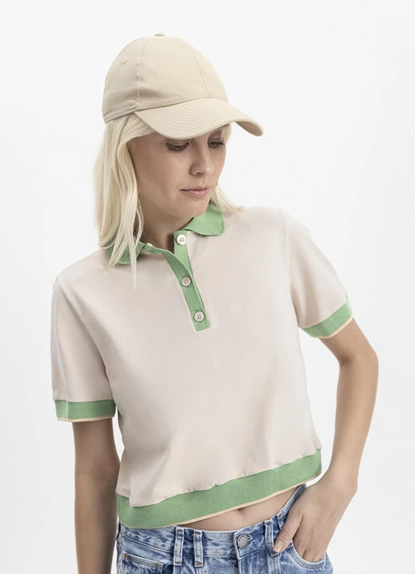 Essendi - Blusa Feminina Polo Retro em Piquet Natural 1