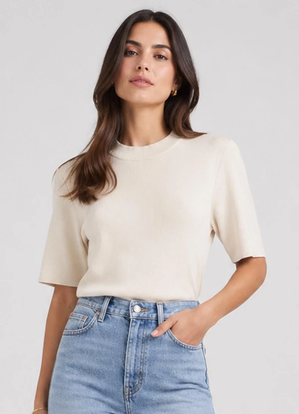 Infinita Cor - Blusa Feminina Ribana Gola em Molde Bege