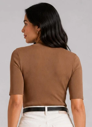 Infinita Cor - Blusa Feminina Ribana Gola em Molde Marrom - INFINITA COR