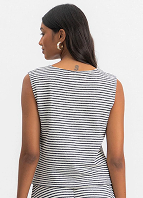 Essendi - Blusa Feminina Texturizada Listrada Natural 2