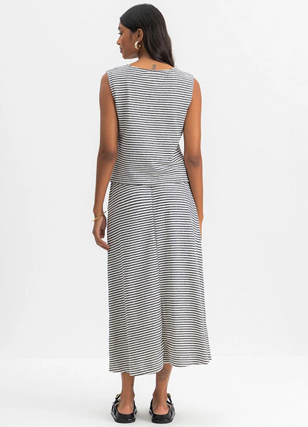 Essendi - Blusa Feminina Texturizada Listrada Natural 4