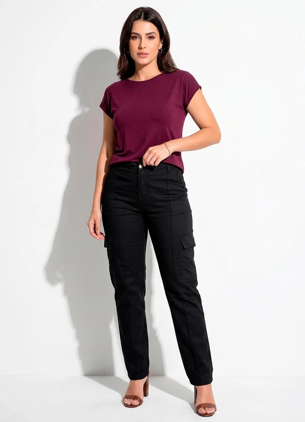 Quintess - Blusa Feminina Vinho em Malha de Viscose com Manga Curta Soltinha 7