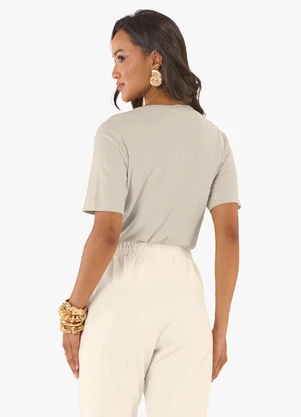 Rovitex - Blusa Feminina Visco Creponada Bege - ROVITEX
