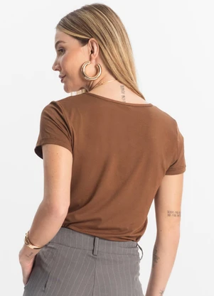 Rovitex - Blusa Feminina Viscotorcion Básica Marrom - ROVITEX