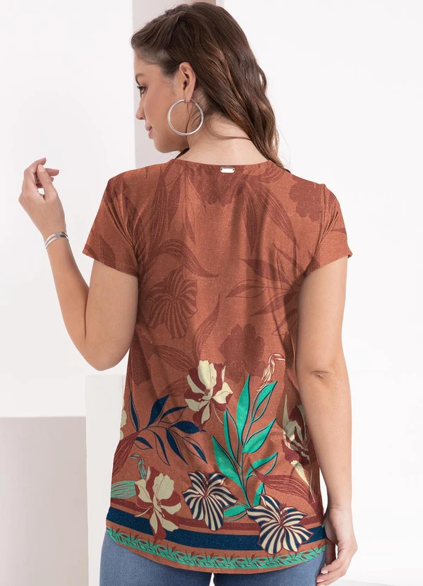 Quintess - Blusa Floral Artístico em Malha Fria 6