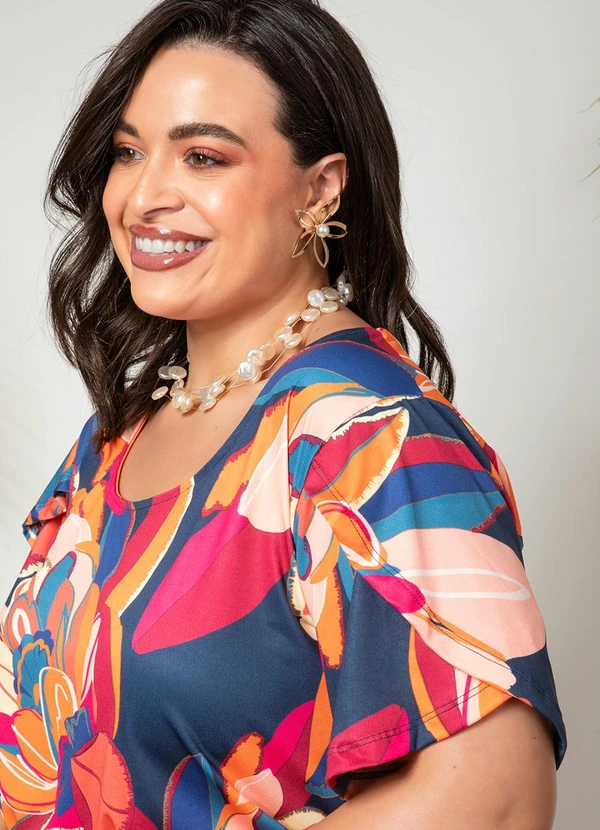 Quintess - Blusa Floral Artsy em Malha Fria 9